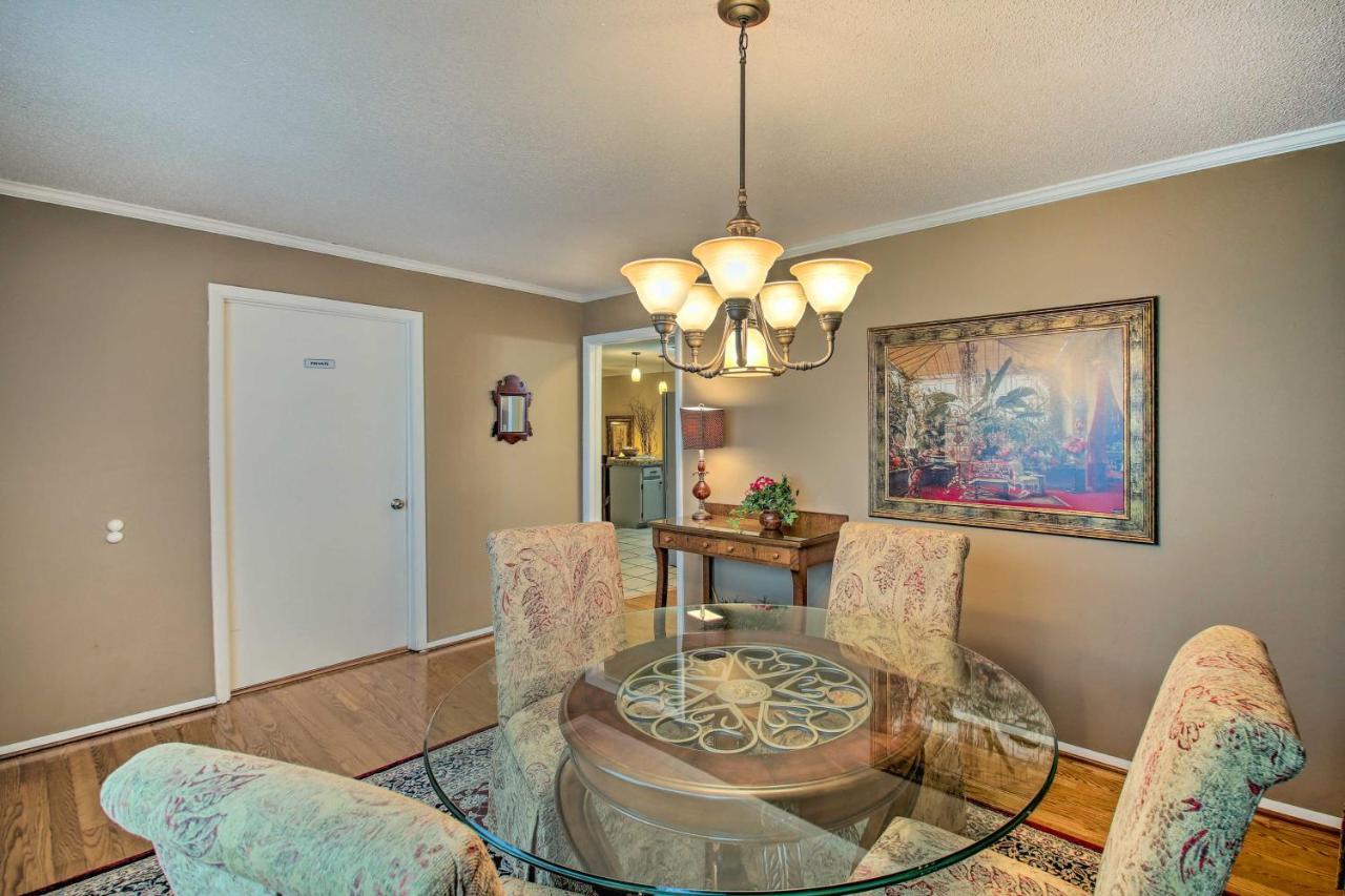 Charming Hot Springs Home With Sunroom And Yard ภายนอก รูปภาพ