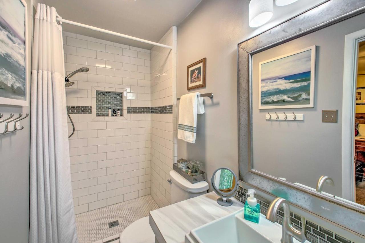 Charming Hot Springs Home With Sunroom And Yard ภายนอก รูปภาพ