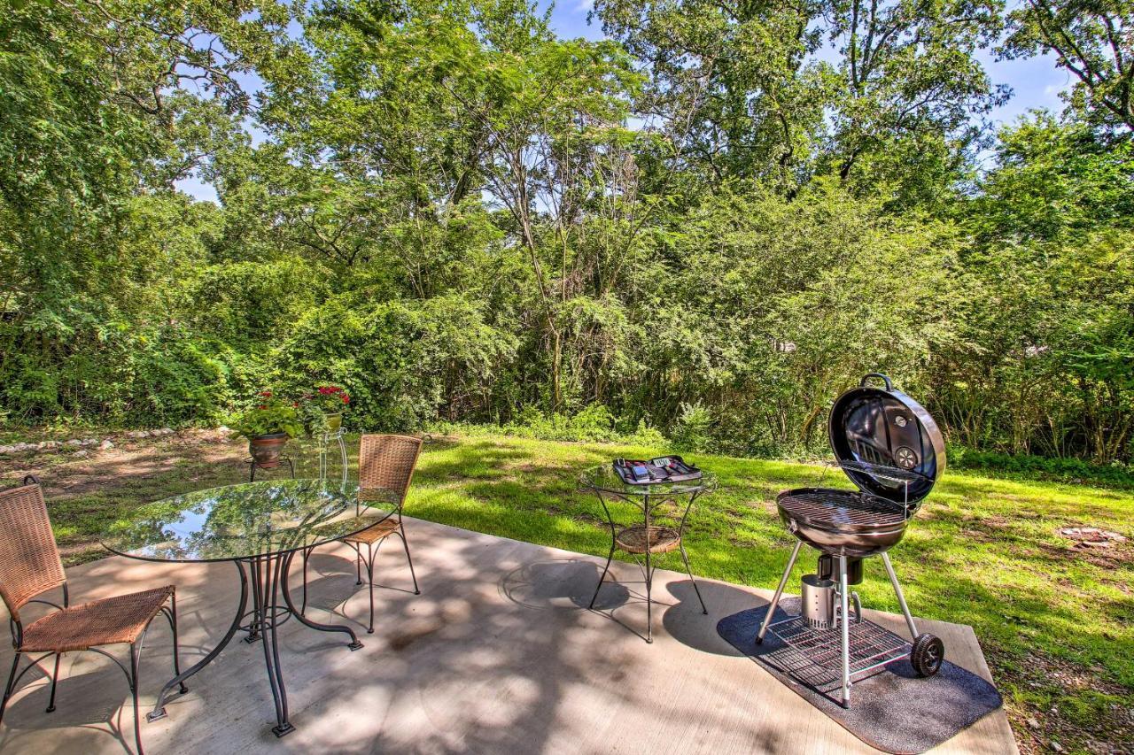 Charming Hot Springs Home With Sunroom And Yard ภายนอก รูปภาพ