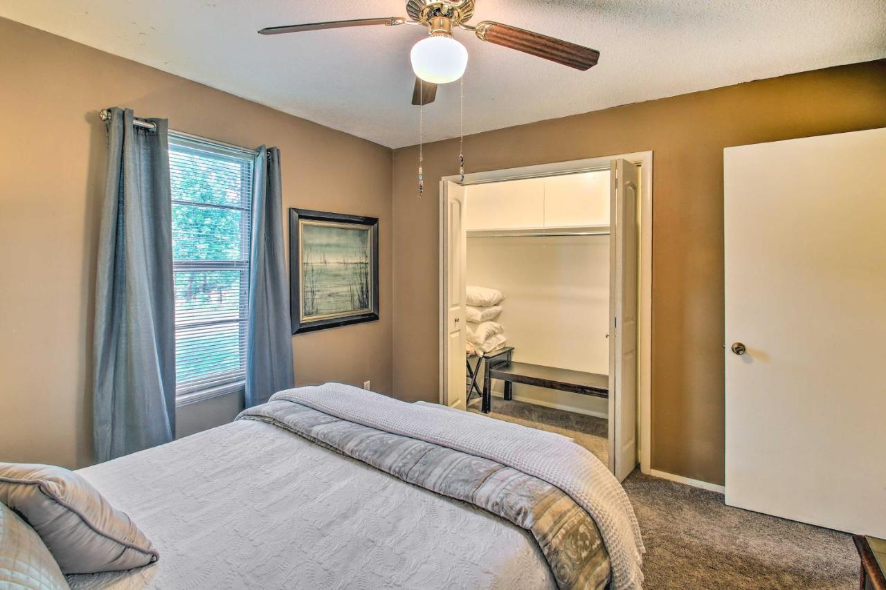 Charming Hot Springs Home With Sunroom And Yard ภายนอก รูปภาพ